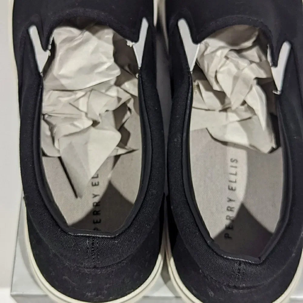 BNWT!!!!Perry Ellis CANVAS DECK SLIP ON SNEAKER - Picture 4 of 10